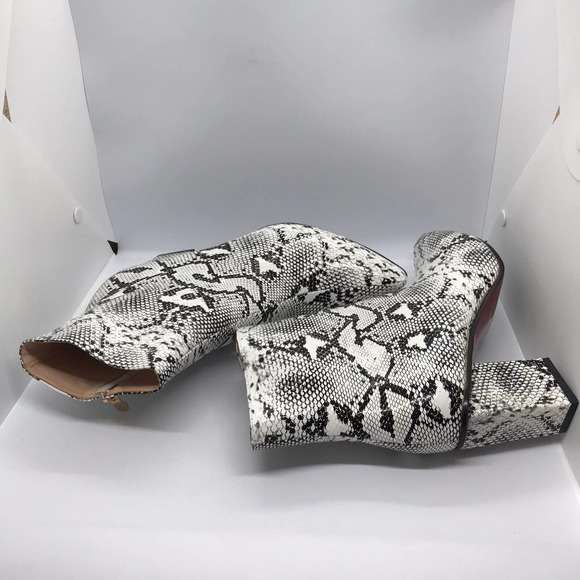 WetKiss Snake Skin Boots With Chunky Block Mid Heels  Size 10 - Picture 8 of 10